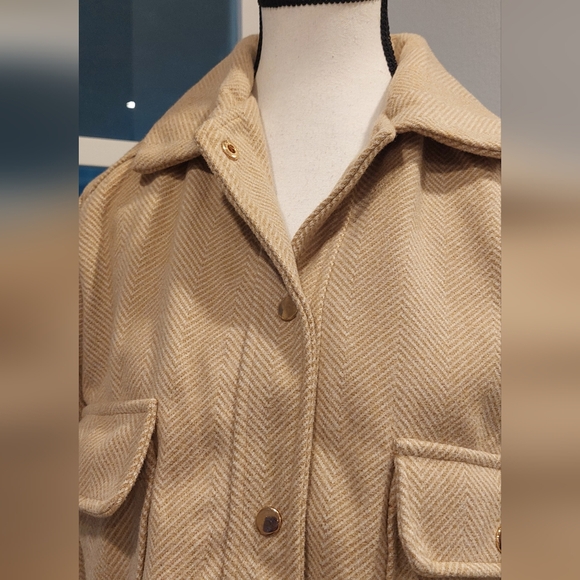 Fashion Nova Tan Blazer with Gold Accents - Picture 7 of 10